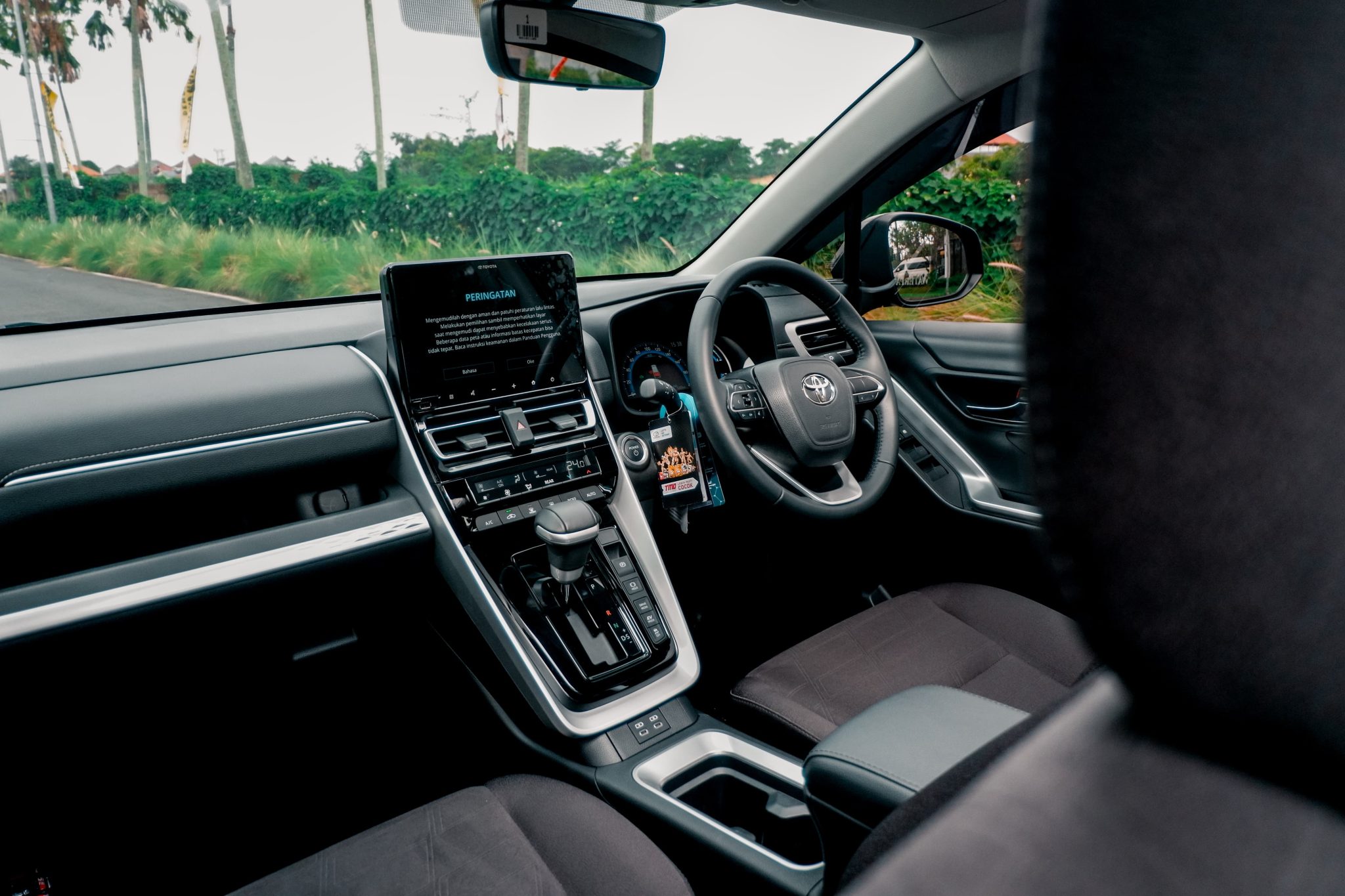 WhatsApp Image 2025-02-13 at 22.14.03_35a3669e